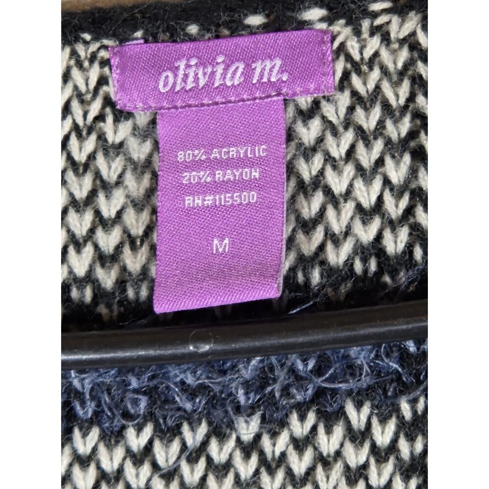 Olivia M Womans Plaid Blue/black/white Fringe Poncho Cape Knit Sweater Size Med. - Picture 6 of 6